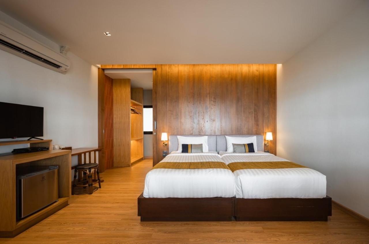 Ban Saithong Beach Resort Bang Saphan Noi Luaran gambar