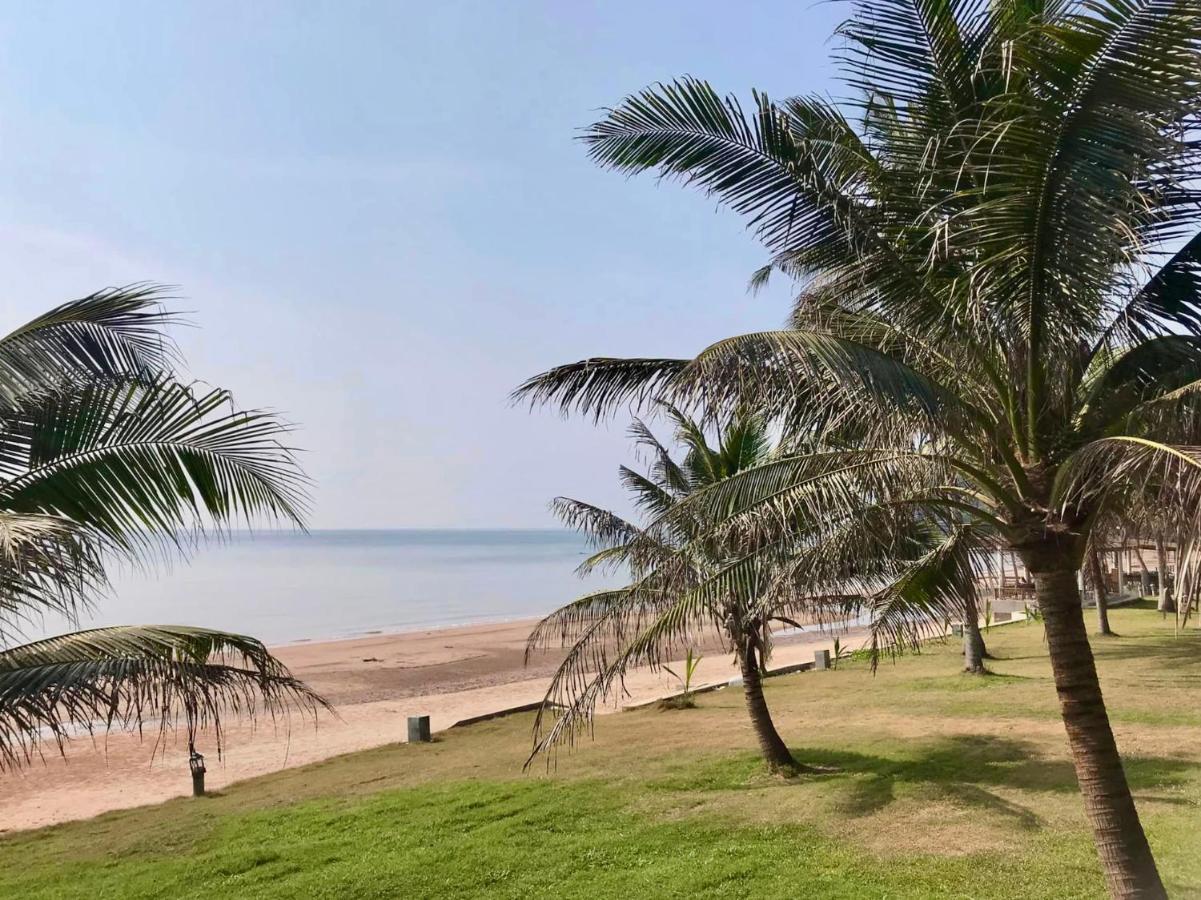 Ban Saithong Beach Resort Bang Saphan Noi Luaran gambar