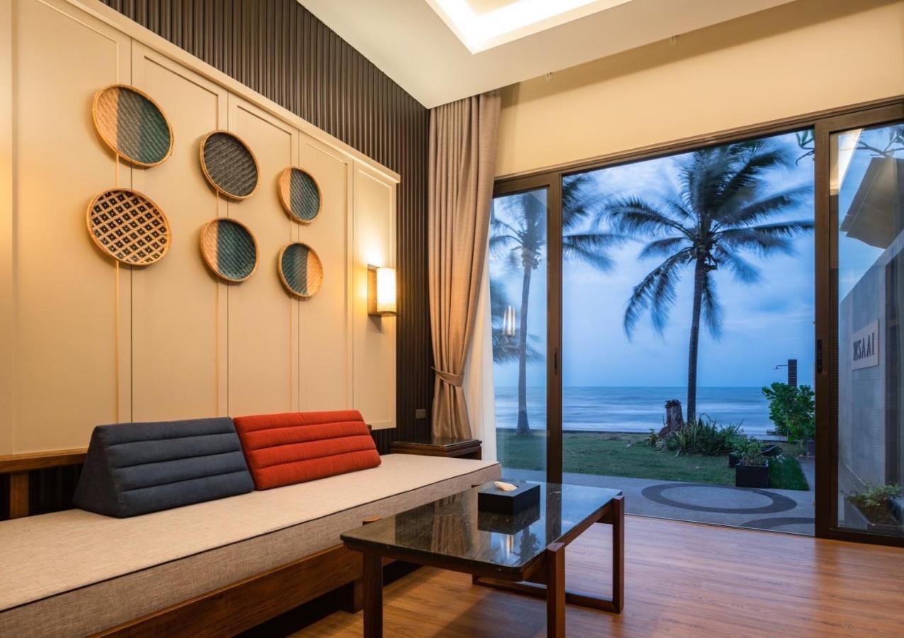 Ban Saithong Beach Resort Bang Saphan Noi Luaran gambar