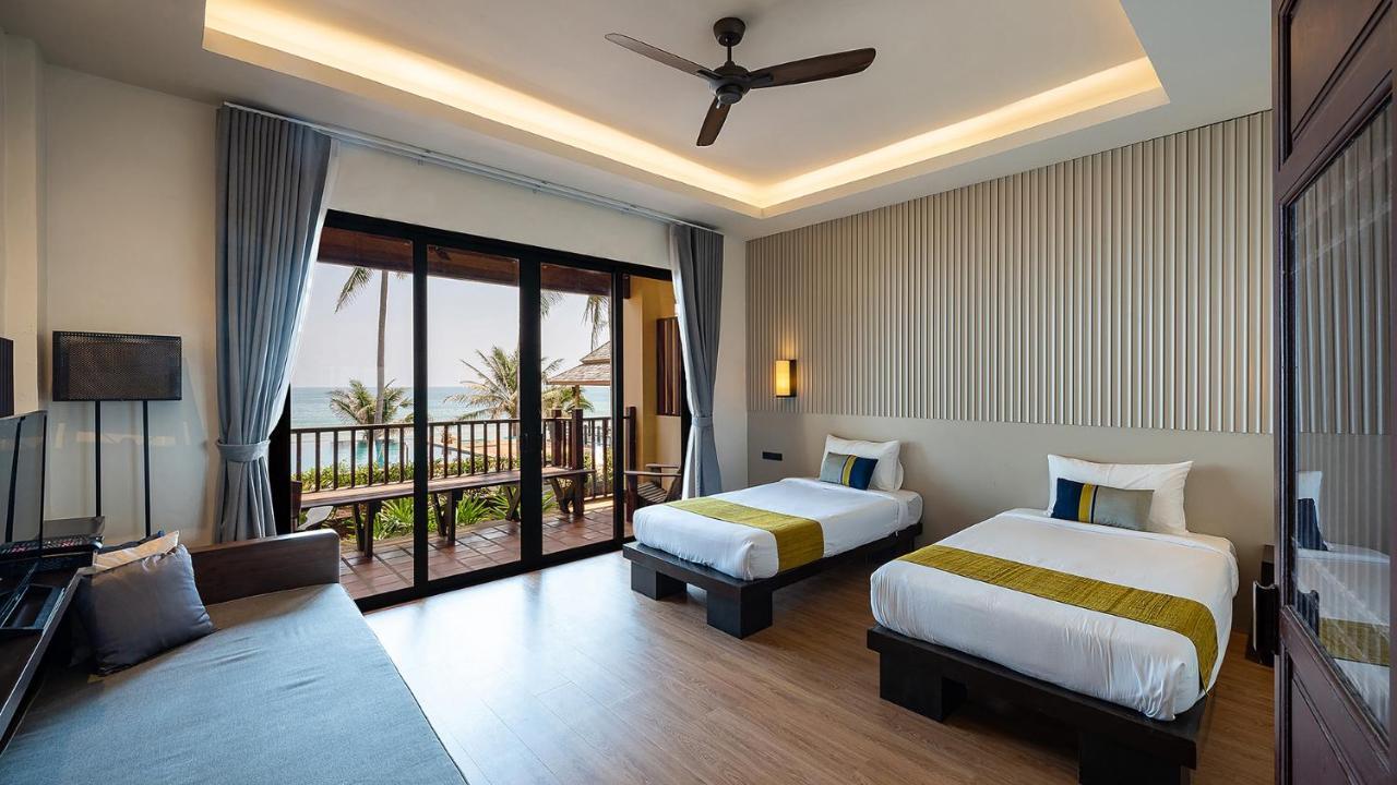 Ban Saithong Beach Resort Bang Saphan Noi Luaran gambar