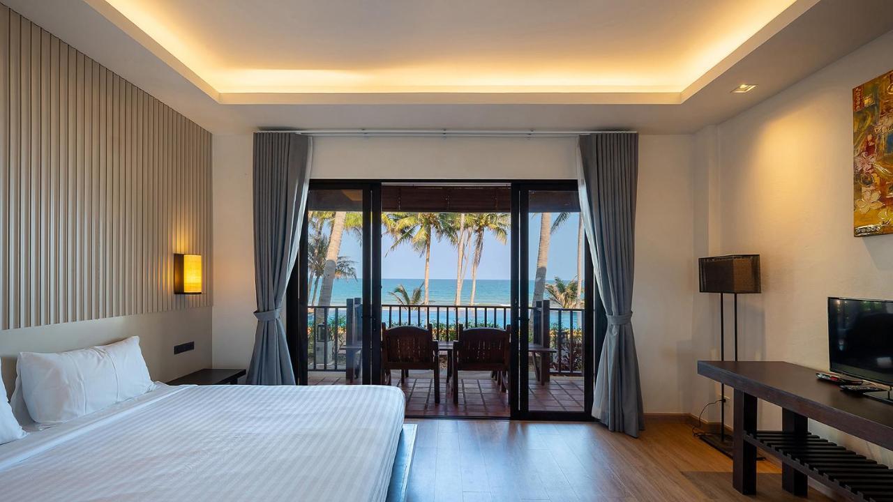 Ban Saithong Beach Resort Bang Saphan Noi Luaran gambar