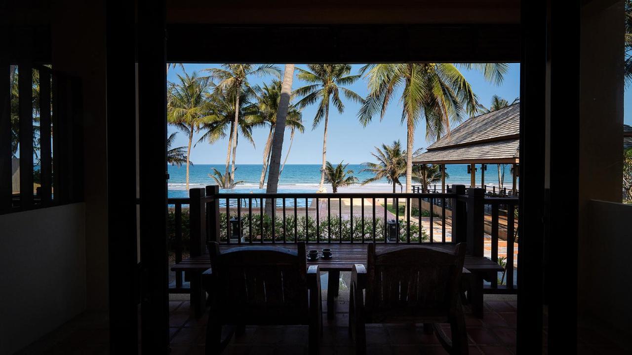 Ban Saithong Beach Resort Bang Saphan Noi Luaran gambar